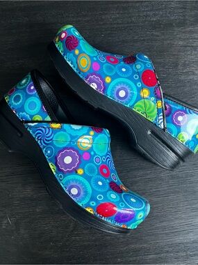 Dansko Retro Multicolor Progessional Clogs Sz 37